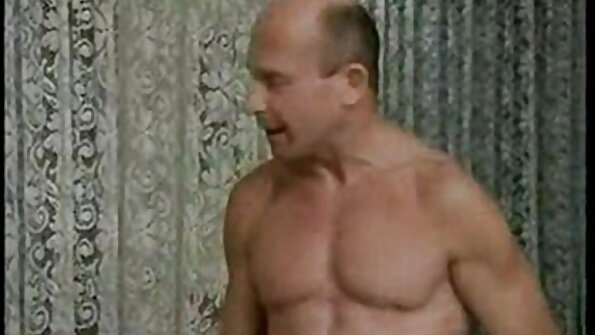الهواة سكس مترجم hd الأبيض الروسي في سن المراهقة المطبخ عيد الميلاد بيان