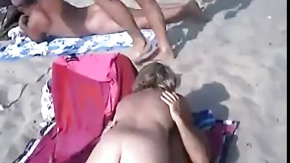 امرأة سمراء سكس مترجم بدقة عالية مذهلة في foot fetish العمل