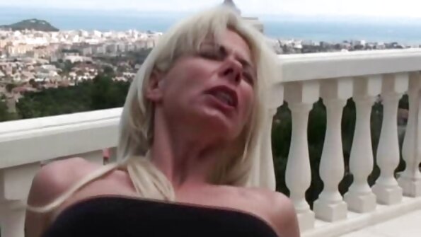 غرامي bbw الشتاء الذئب التدليك بوسها ثم يحصل على فمها مارس الجنس سكس مترجم عربي hd الأحمق